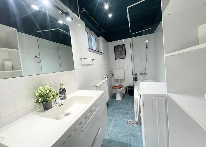 Blue - Half Ground Level With Windows - Demisol *